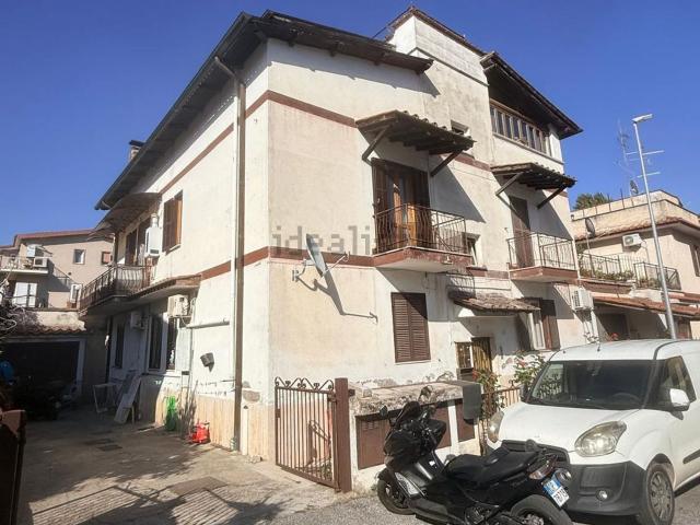 Appartamento in vendita a Casale Prima Porta, Roma Capitale