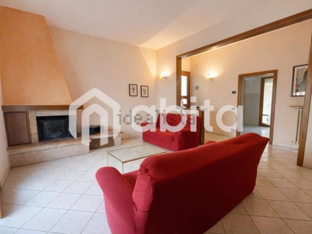 Appartamento in vendita a Levane, Montevarchi
