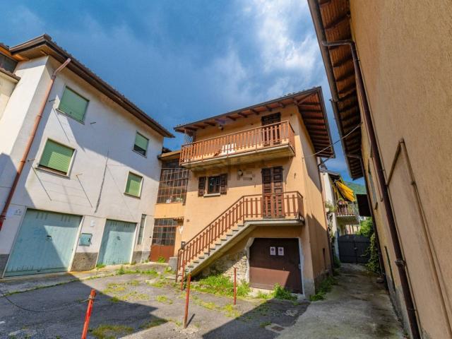 Appartamento in vendita a Albino, Lombardia