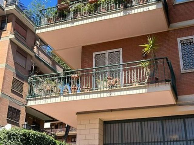 Appartamento in vendita a Guidonia Montecelio, Roma Capitale