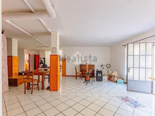 Appartamento in vendita a Pistoia, Toscana