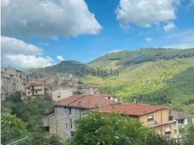 Appartamento in vendita a Lenola, Lazio