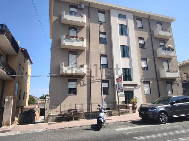 Appartamento in vendita a Saponara, Sicilia