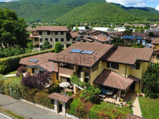 Attico in vendita a Comunità montana della Valle Sabbia, Gavardo