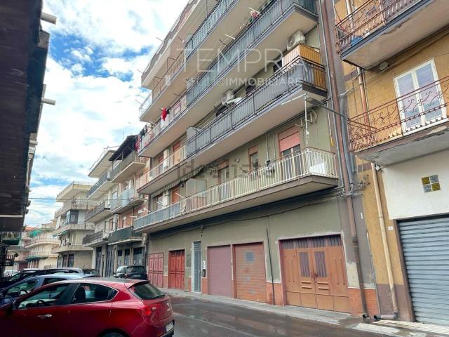 Appartamento in vendita a Adrano, Sicilia