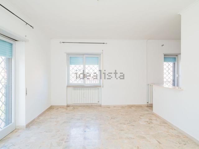 Appartamento in vendita a Passoscuro, Roma Capitale