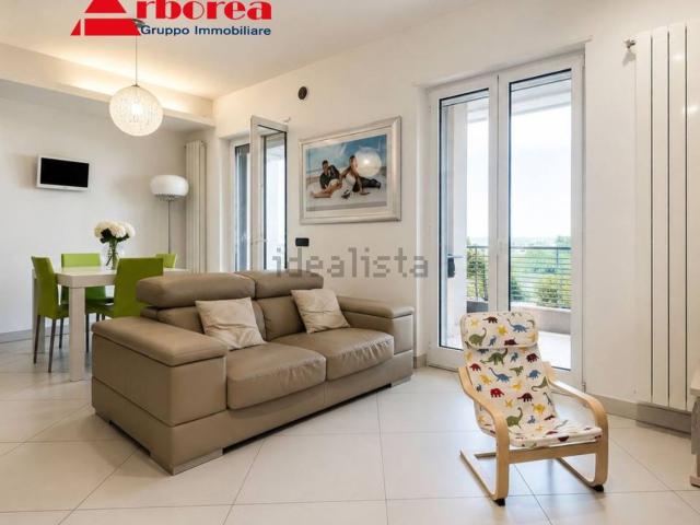 Appartamento in vendita a Rutigliano, Bari