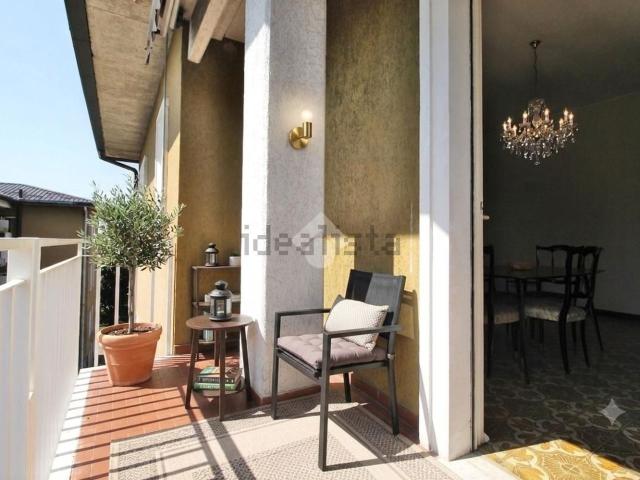 Appartamento in vendita a Mariano Comense, Lombardia
