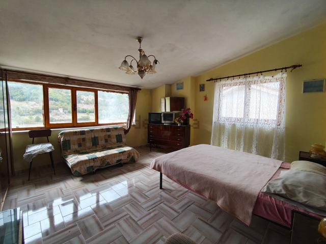 Appartamento in vendita a Colle di Tora, Rieti