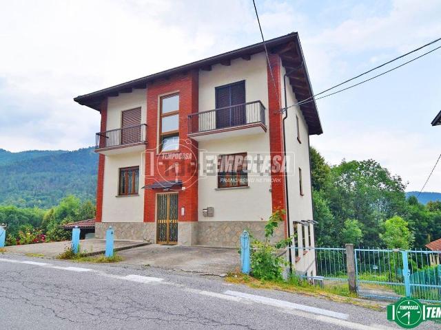 Appartamento in vendita a Perini, Traves