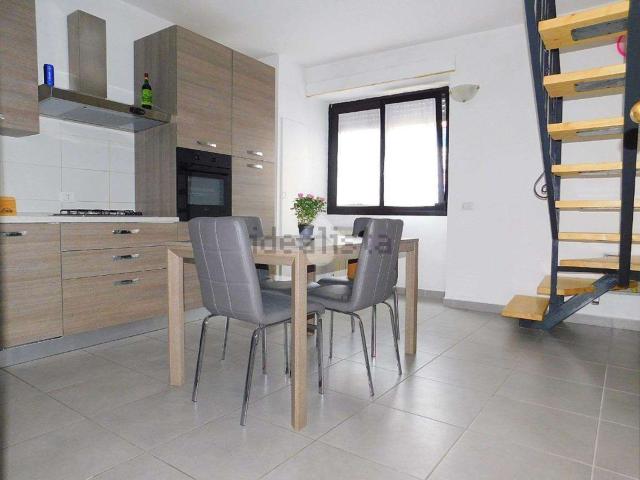 Appartamento in vendita a Golasecca, Lombardia