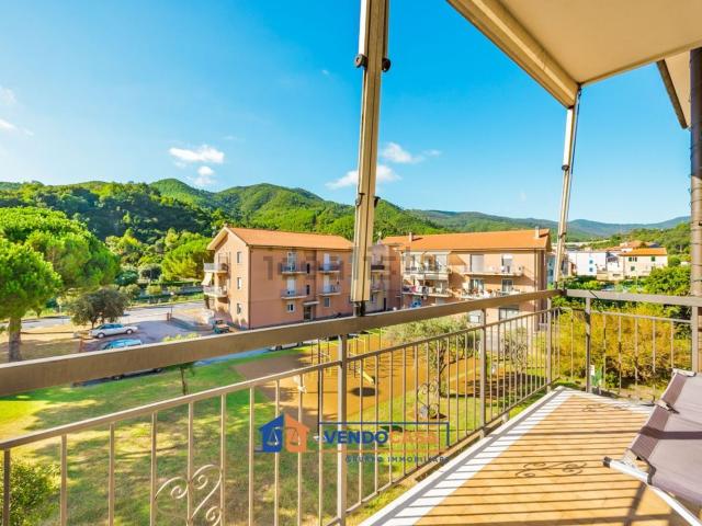 Appartamento in vendita a Sant'Ermete, Vado Ligure
