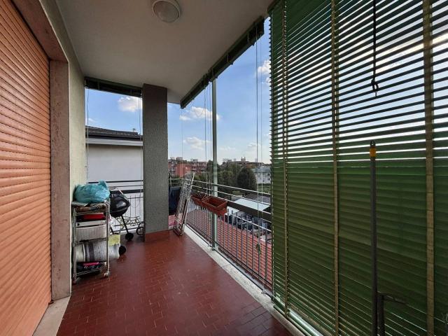 Appartamento in vendita a Nova Milanese, Monza e della Brianza