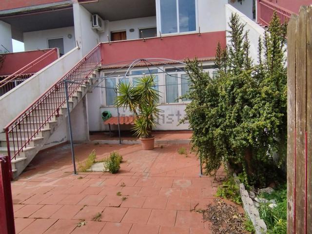 Appartamento in vendita a Colfiorito, Roma Capitale