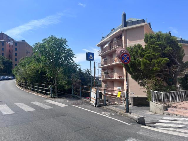 Appartamento in vendita a Centro Est, Serra Riccò