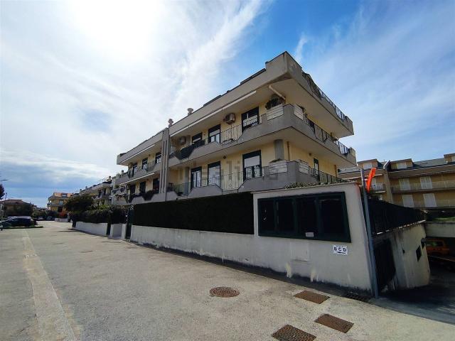 Appartamento in vendita a Casapulla, Campania