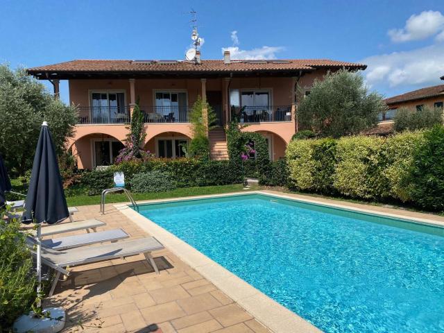 Appartamento in vendita a Desenzano Del Garda, Lombardia