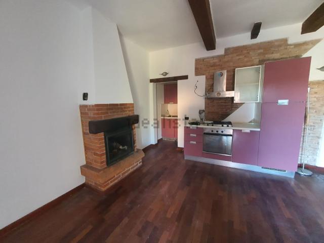 Appartamento in vendita a Desenzano Del Garda, Lombardia