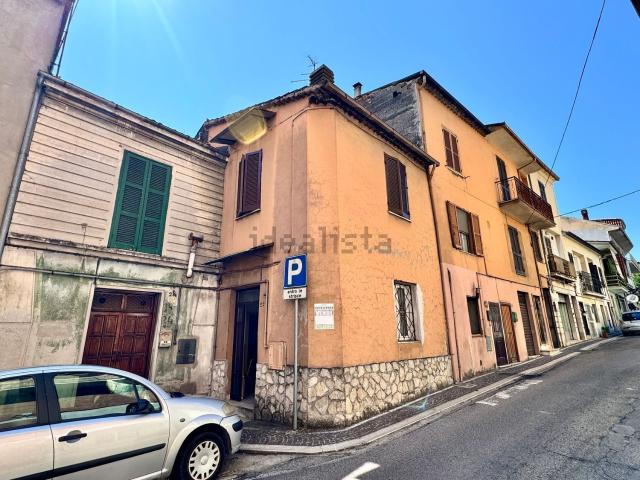 Appartamento in vendita a Ceccano, Lazio