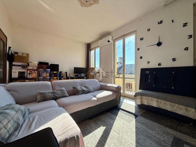 Appartamento in vendita a Castelleone, Lombardia