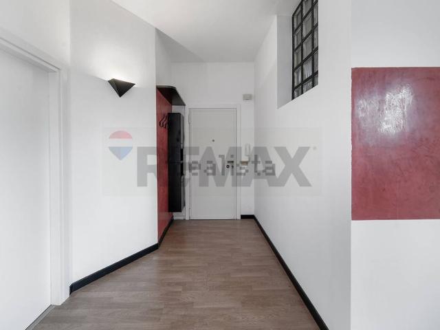 Appartamento in vendita a Aicurzio, Lombardia