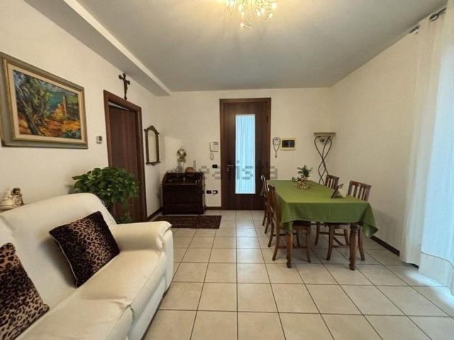 Appartamento in vendita a Oppeano, Veneto
