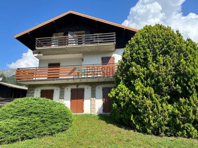 Appartamento in vendita a Dorga, Castione Della Presolana