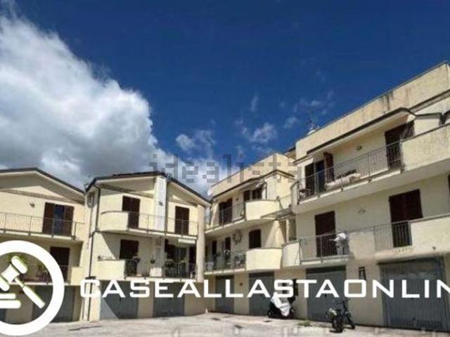 Appartamento in vendita a Rustico, Marche