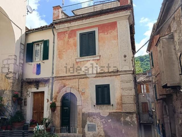 Appartamento in vendita a Guarcino, Lazio