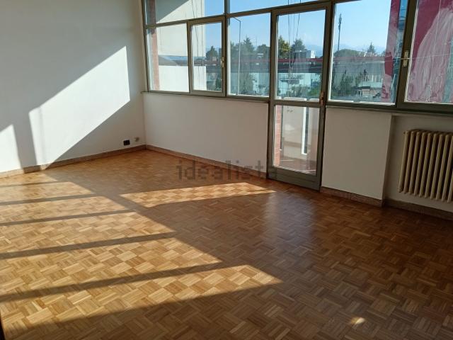 Appartamento in vendita a Dalmine, Lombardia