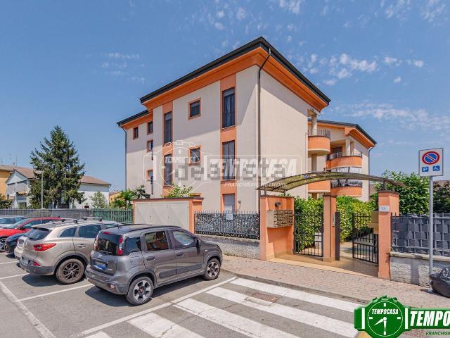 Appartamento in vendita a Barona, Albuzzano