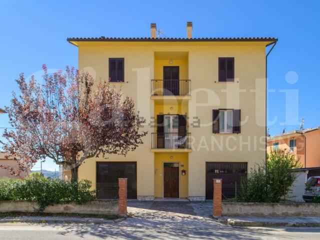 Appartamento in vendita a Gubbio, Perugia