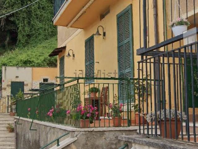 Appartamento in vendita a Scacciati, Roma Capitale