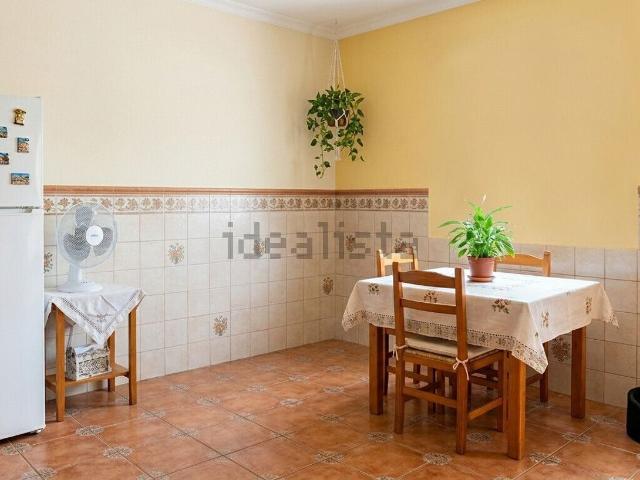 Appartamento in vendita a Campobasso, Molise