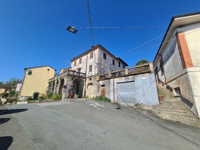 Appartamento in vendita a Beverino, Bracelli