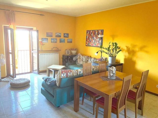 Appartamento in vendita a Samarate, Lombardia