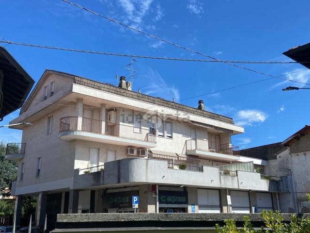 Appartamento in vendita a Samarate, Lombardia
