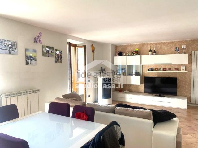 Appartamento in vendita a Comunità Montana della Valle Brembana, Val Brembilla