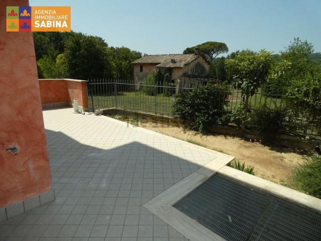 Appartamento in vendita a Borgo S.Antonio, Poggio Mirteto