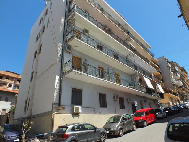 Appartamento in vendita a Calabria, Reggio Calabria