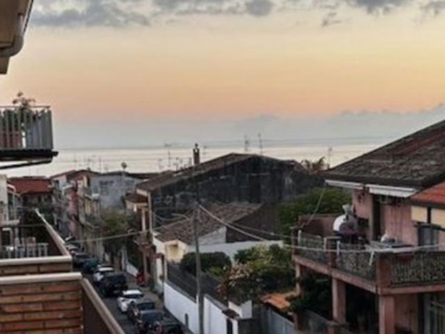 Appartamento in vendita a Cannizzaro, Aci Castello