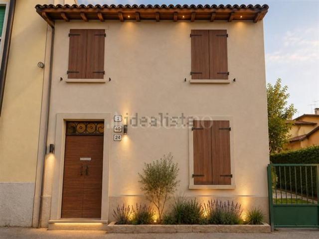Appartamento in vendita a Peschiera Del Garda, Veneto