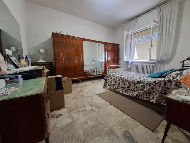 Appartamento in vendita a Stazione, Livorno