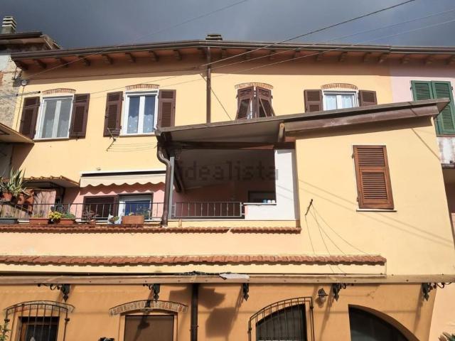 Appartamento in vendita a Castagnola, Massa