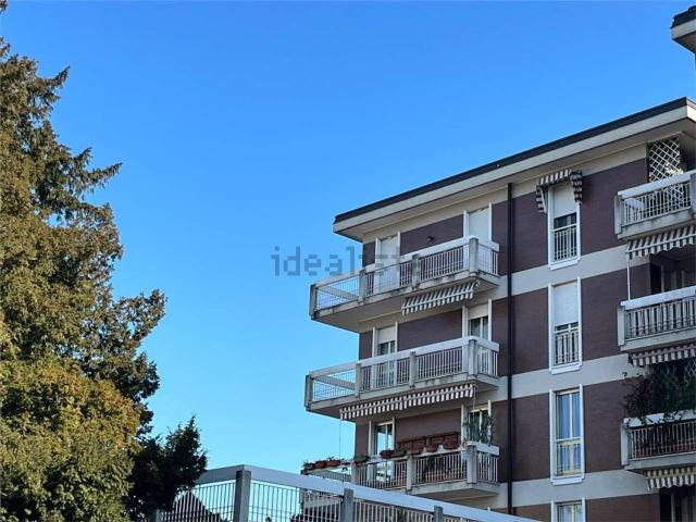 Appartamento in vendita a Biumo Superiore, Varese