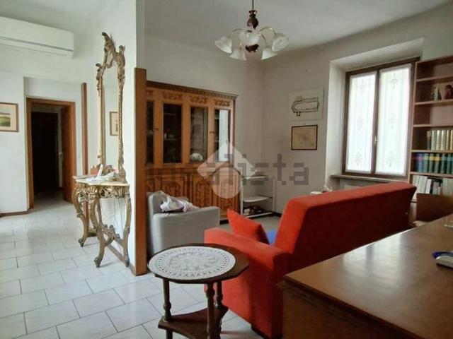 Appartamento in vendita a Chiesuola, Renate