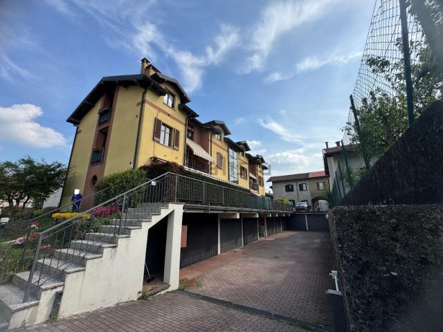 Appartamento in vendita a Calcinate degli Orrigoni, Varese