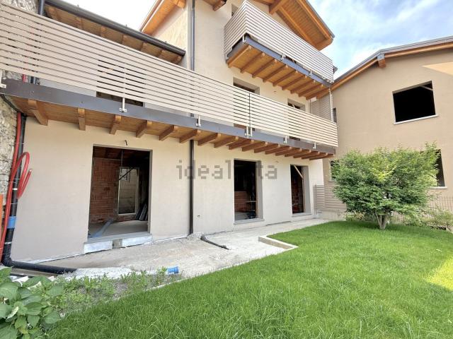 Appartamento in vendita a Casazza, Lombardia