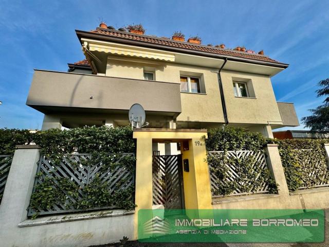 Attico in vendita a Cascina Saresano, Mediglia