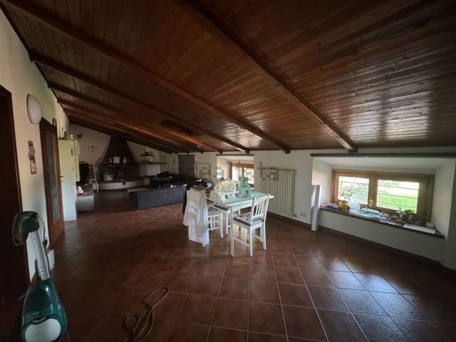Appartamento in vendita a Val d’Enza, Re